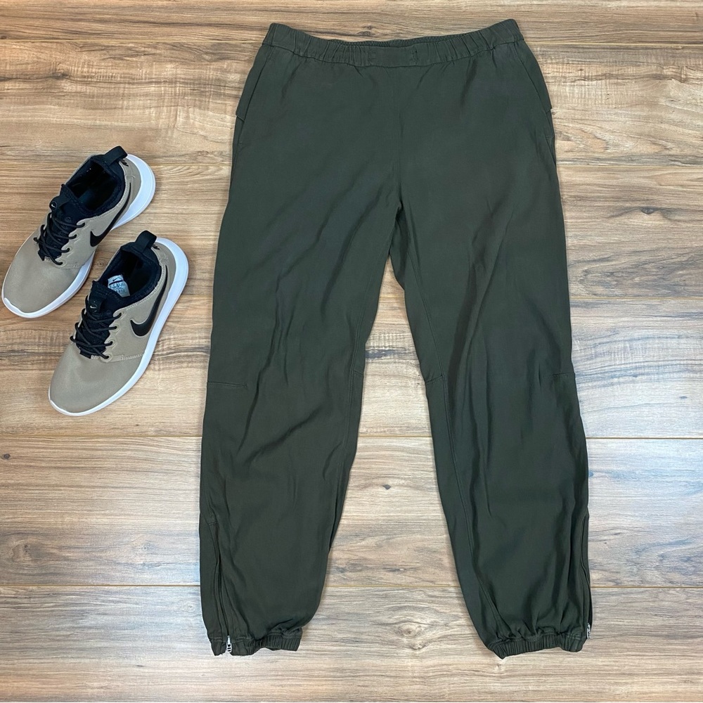 Lululemon Essential Affinity Jogger Women's 8 Color Green - Picture 5 of 14